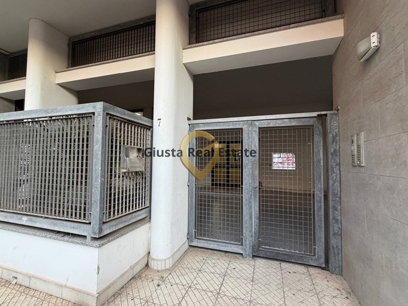 Trilocale in Vendita a Brindisi, 164'000&euro;, 95 m²