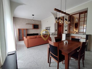 Appartamento in Vendita a Brindisi, 79'000&euro;, 90 m²