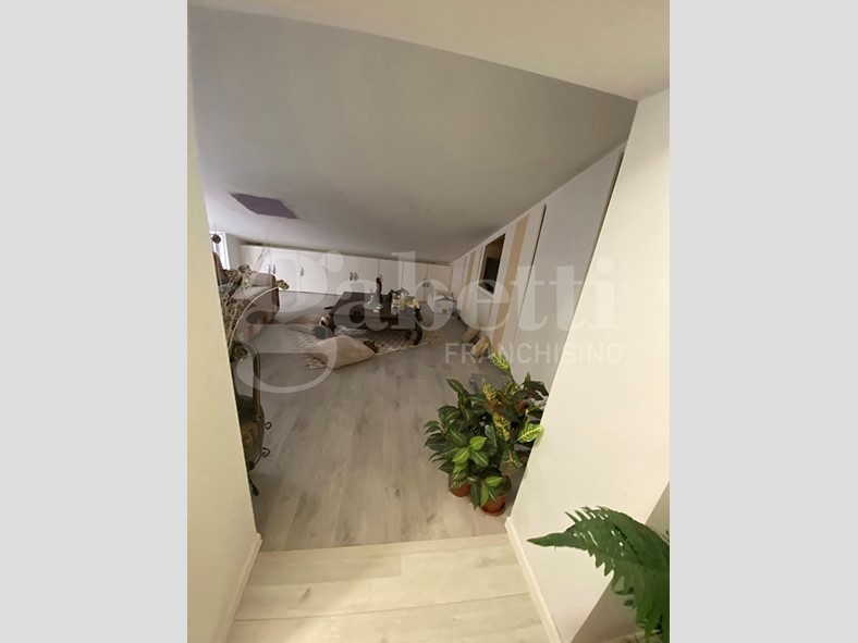 Quadrilocale in Vendita a Macerata, 68'000&euro;, 45 m²