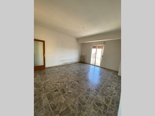 Quadrilocale in Vendita a Macerata, 120'000&euro;, 137 m²