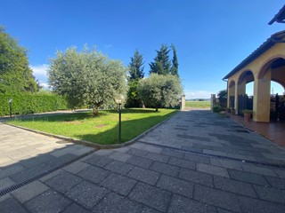 Bilocale in Vendita a Campi Bisenzio, 210'000&euro;, 70 m²