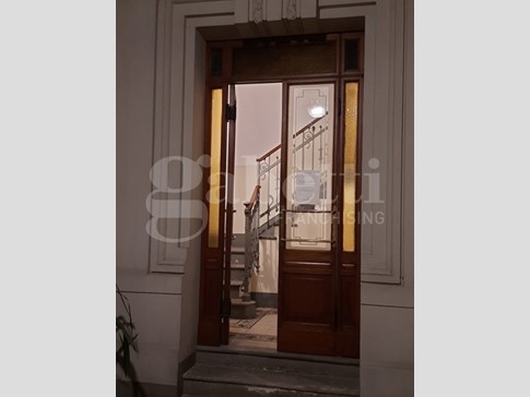 Bilocale in Vendita a Milano, 660'000&euro;, 50 m², arredato