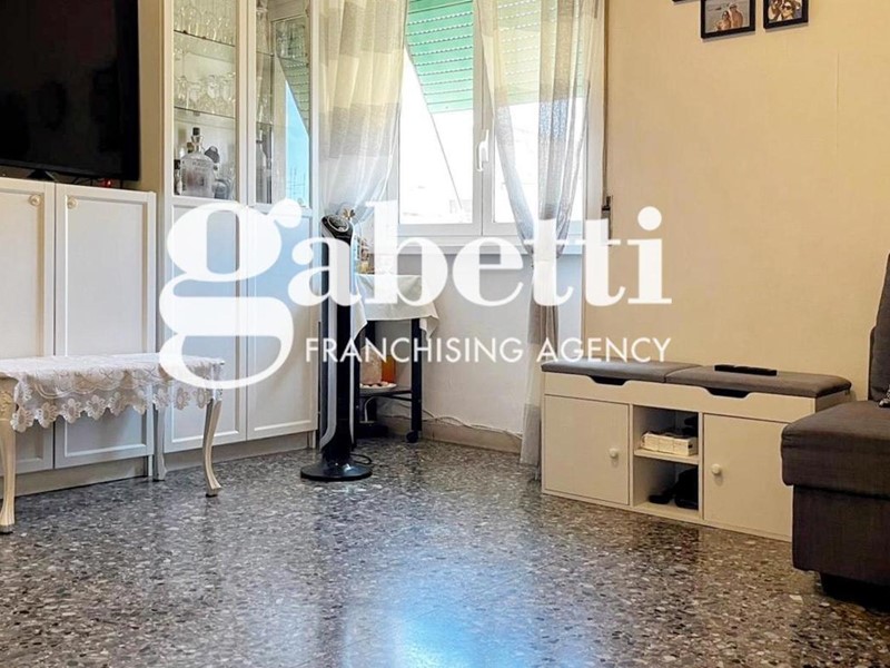 Bilocale in Vendita a Roma, 186'000&euro;, 66 m²