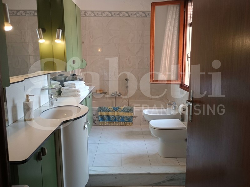 Appartamento in Vendita a Chioggia, 185'000&euro;, 130 m², arredato