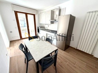 Quadrilocale in Affitto a Alba Adriatica, 600&euro;, 63 m²