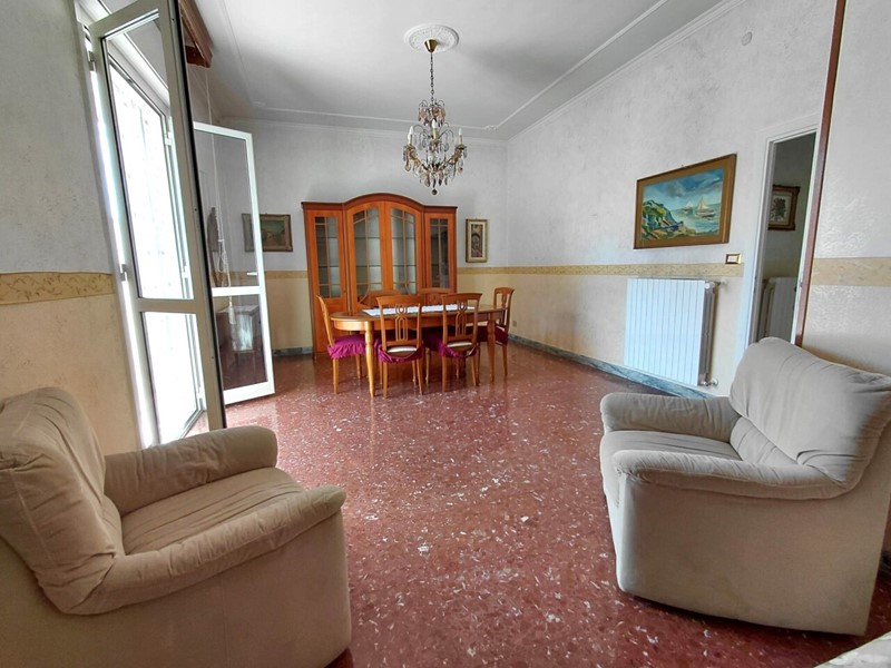 Trilocale in Affitto a Guidonia Montecelio, zona Guidonia, 650&euro;, 80 m², arredato