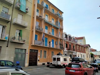 Bilocale in Vendita a Torino, zona Parella, 77'000&euro;, 51 m²