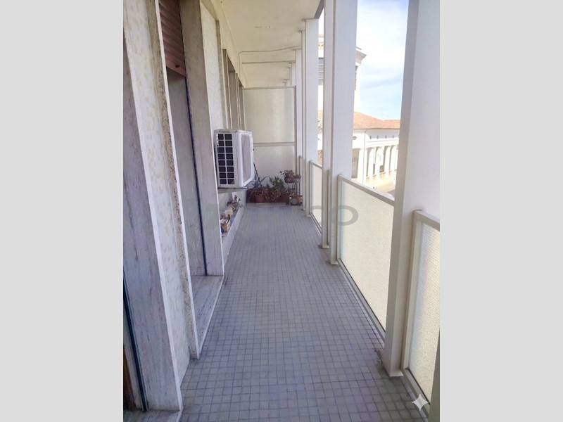 Appartamento in Vendita a Rovigo, zona Centro cittÃ, 90'000&euro;, 121 m²