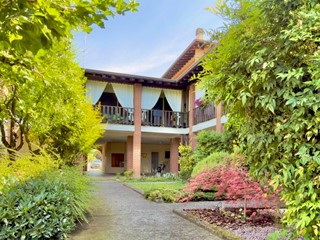 Trilocale in Vendita a Gambara, 125'000&euro;, 112 m², con Box
