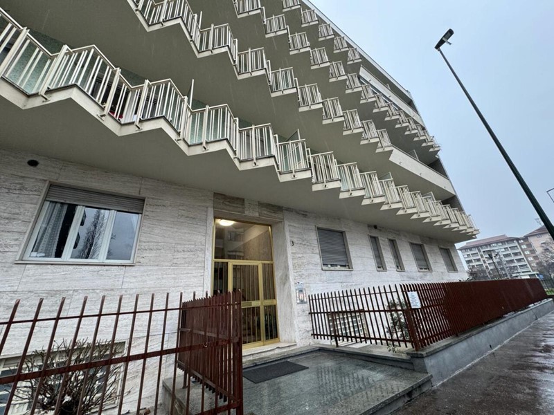 Monolocale in Vendita a Torino, 79'000&euro;, 33 m²