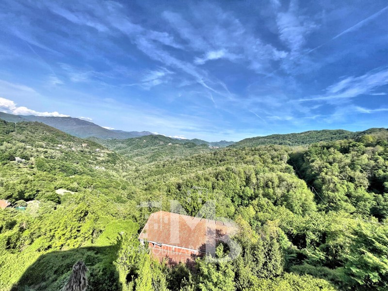 Appartamento in Vendita a Lumarzo, 60'000&euro;, 56 m², arredato