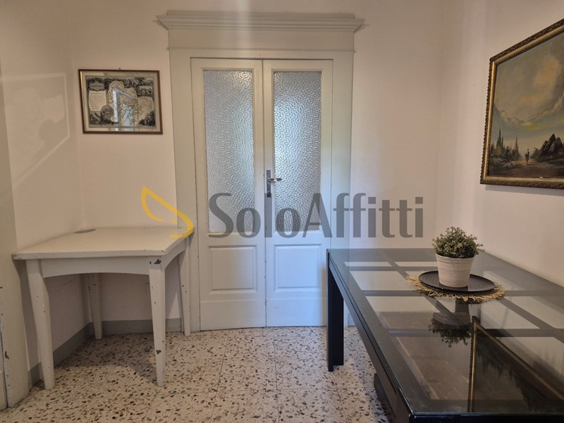 Appartamento in Affitto a Pescara, zona Via Nicola Fabrizi, 820&euro;, 94 m², arredato