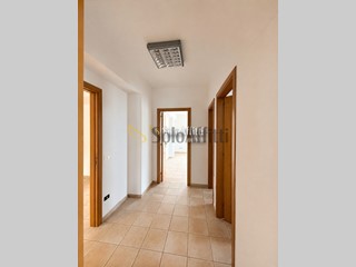 Appartamento in Affitto a Potenza, 700&euro;, 143 m²