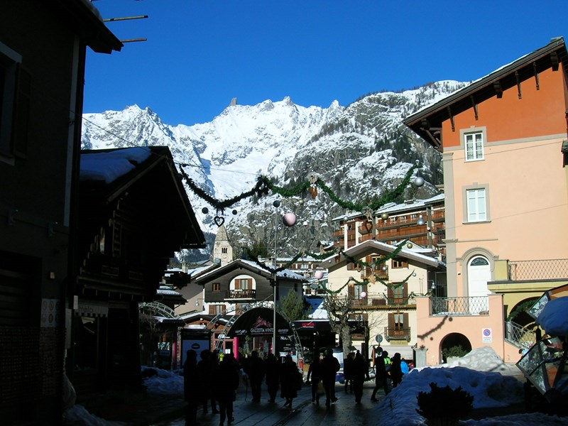 Appartamento in Affitto a Courmayeur, 33 m², arredato