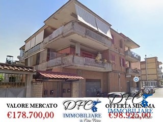 Quadrilocale in Vendita a Arzano, 98'925&euro;, 142 m²