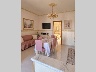 Bilocale in Vendita a Torre Annunziata, 69'000&euro;, 70 m²