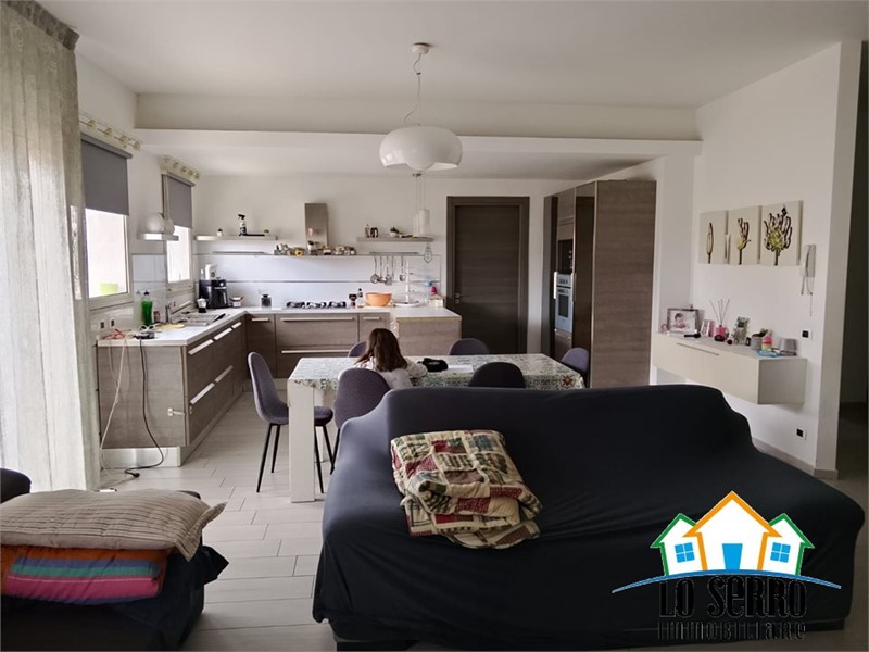 Appartamento in Vendita a Alcamo, 220'000&euro;, 130 m²