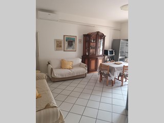 Quadrilocale in Vendita a Carrara, zona Marina di Carrara, 220'000&euro;, 85 m², arredato