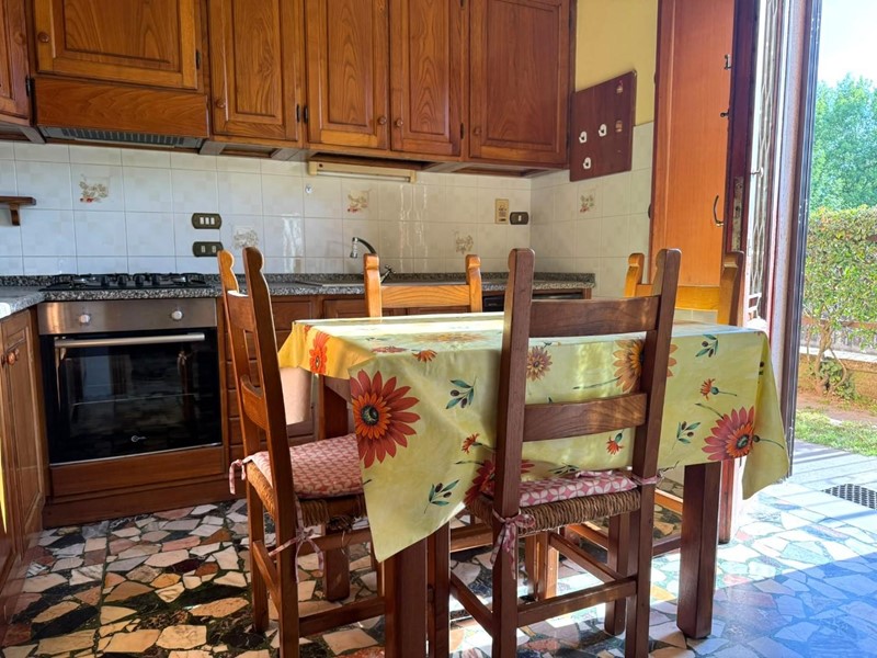 Appartamento in Vendita a Lucca, zona San Donato, 198'000&euro;, 100 m², arredato