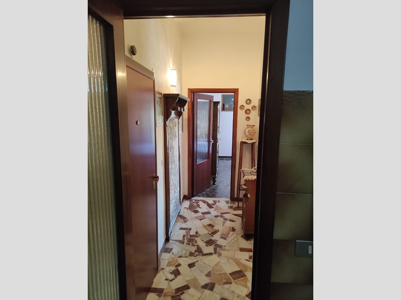Quadrilocale in Vendita a Castelnuovo Berardenga, 120'000&euro;, 65 m², arredato