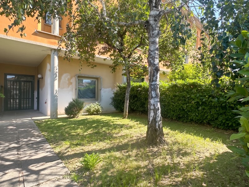 Appartamento in Vendita a Ponsacco, 200'000&euro;, 170 m², con Box