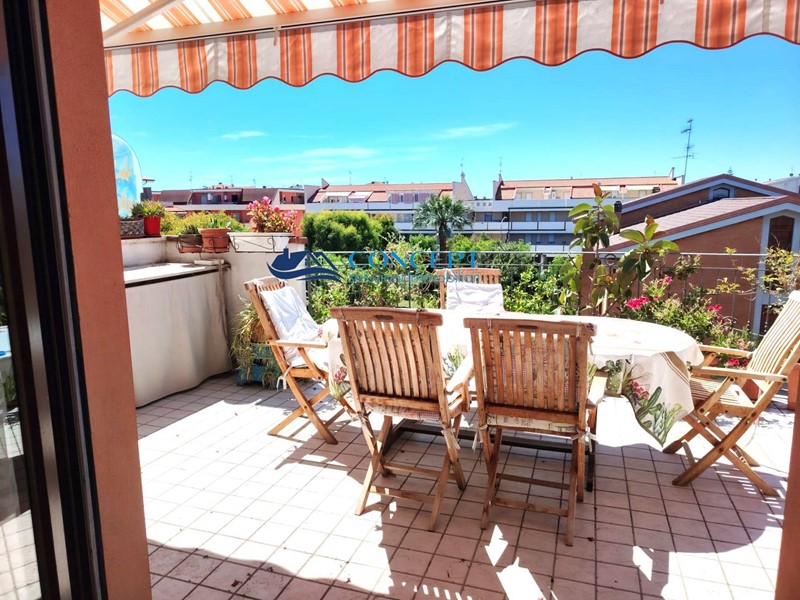 Attico in Vendita a Martinsicuro, 168'000&euro;, 82 m²