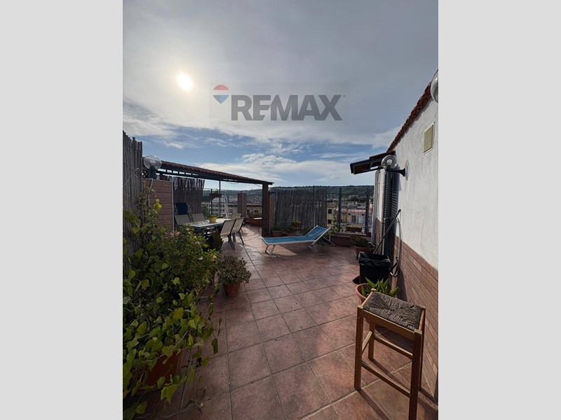 Trilocale in Vendita a Napoli, 190'000&euro;, 85 m²