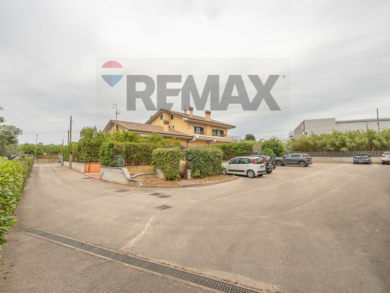 Trilocale in Vendita a Albano Laziale, 170'000&euro;, 57 m²