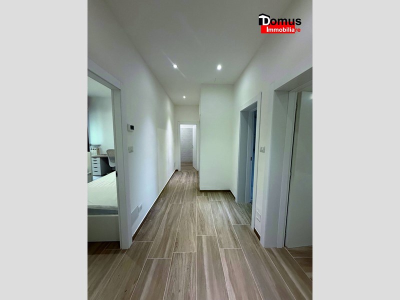 Appartamento in Affitto a Ferrara, 220&euro;, 130 m²