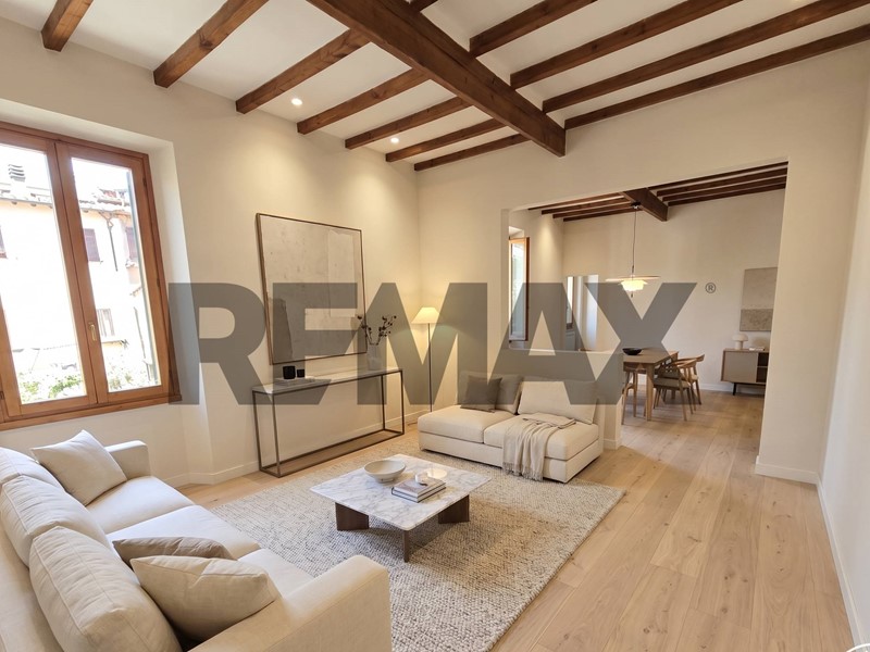 Quadrilocale in Vendita a Castelfranco Piandiscò, 110'000&euro;, 105 m²