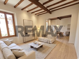 Quadrilocale in Vendita a Castelfranco Piandiscò, 110'000&euro;, 105 m²