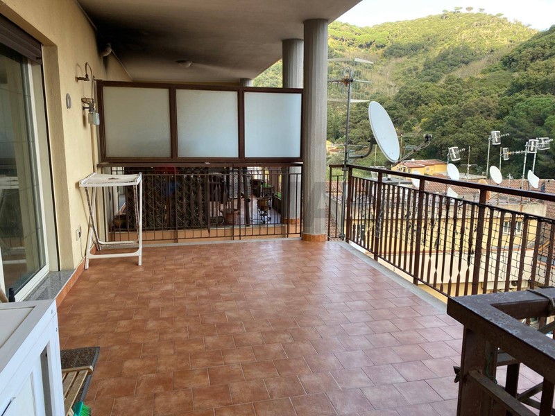 Appartamento in Vendita a Messina, 133'000&euro;, 133 m²