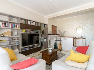 Quadrilocale in Vendita a Sant'Agata li Battiati, 215'000&euro;, 130 m²
