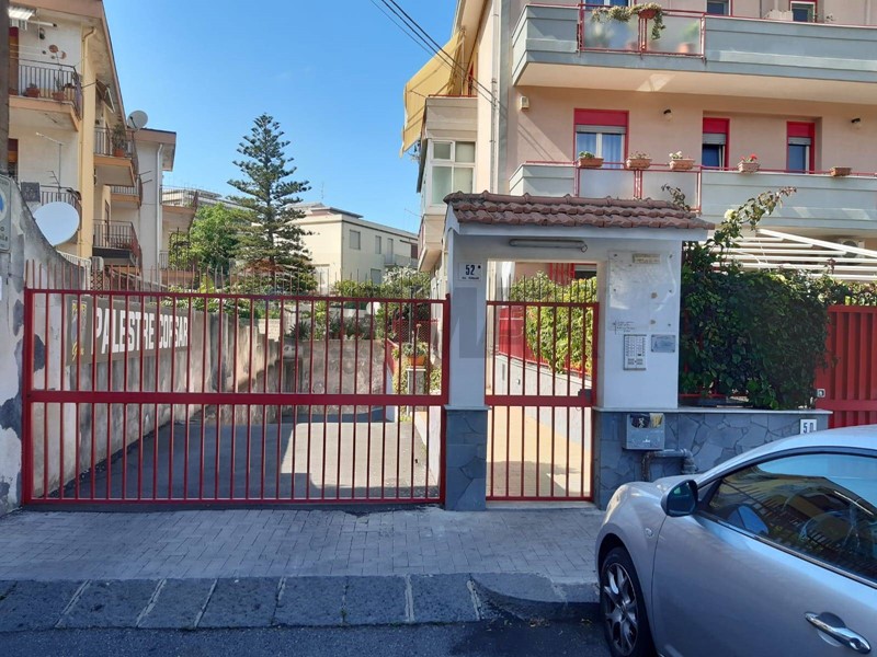 Monolocale in Vendita a Catania, 80'000&euro;, 670 m²