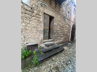 Appartamento in Vendita a Caltanissetta, 12'000&euro;, 99 m²