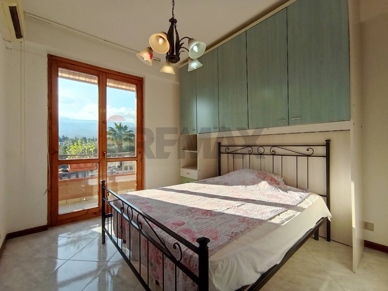 Bilocale in Vendita a Mascali, 70'000&euro;, 52 m², con Box