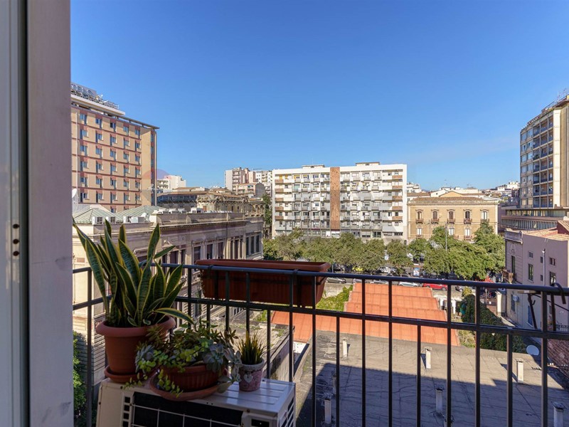 Bilocale in Vendita a Catania, 110'000&euro;, 59 m²