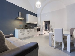 Trilocale in Affitto a Catania, 1'200&euro;, 79 m²