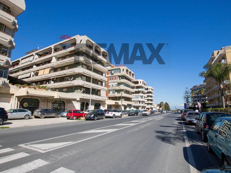 Appartamento in Vendita a Siracusa, 115'000&euro;, 123 m²