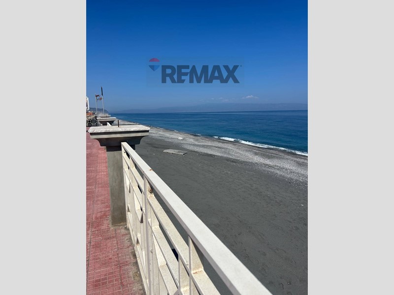 Trilocale in Vendita a Furci Siculo, 115'000&euro;, 73 m²
