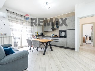 Quadrilocale in Vendita a Caltagirone, 47'000&euro;, 75 m²