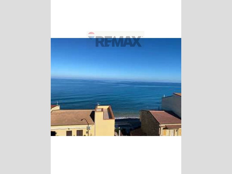Quadrilocale in Vendita a Caronia, 89'000&euro;, 121 m²