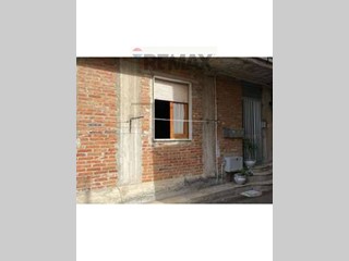 Bilocale in Vendita a Sant'Agata di Militello, 48'000&euro;, 60 m²