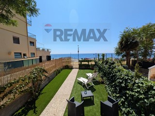 Quadrilocale in Vendita a Sant'Alessio Siculo, 160'000&euro;, 100 m²