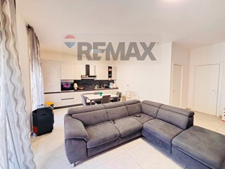 Trilocale in Vendita a Siracusa, 129'000&euro;, 115 m²