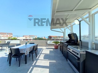 Trilocale in Vendita a Mascali, 195'000&euro;, 73 m²