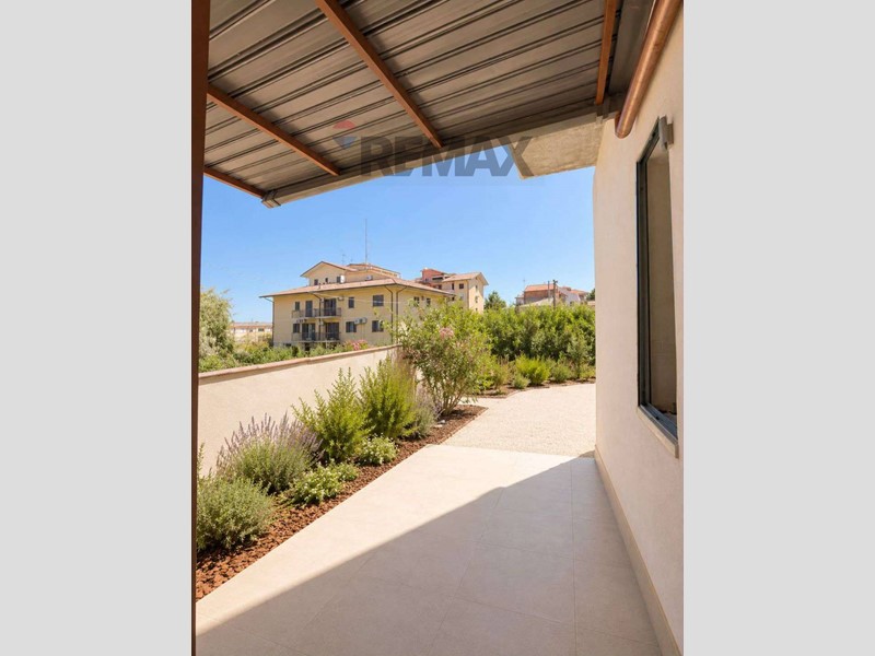 Appartamento in Vendita a Sant'Agata di Militello, 120'000&euro;, 150 m²