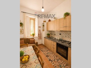 Quadrilocale in Vendita a Acquedolci, 79'000&euro;, 94 m²