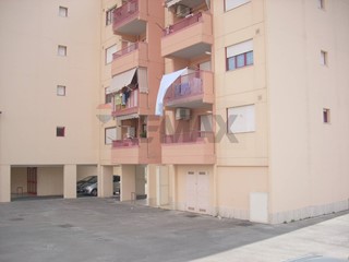 Trilocale in Vendita a Riposto, 44'000&euro;, 82 m²