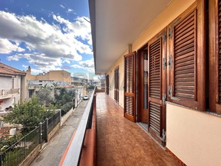 Appartamento in Vendita a Messina, 170'000&euro;, 153 m²